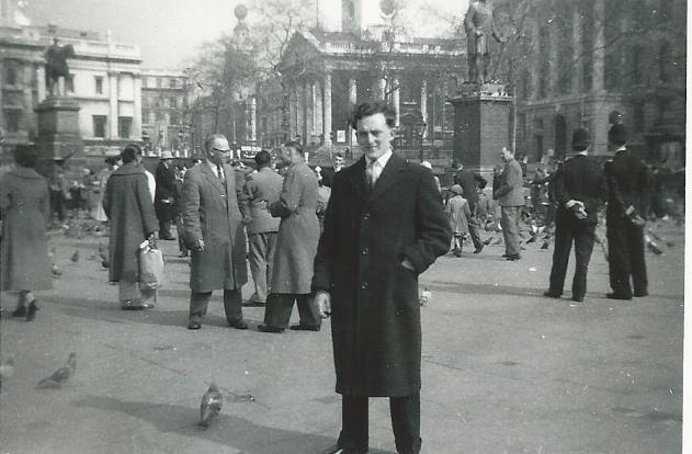 dad-trafalgar-square